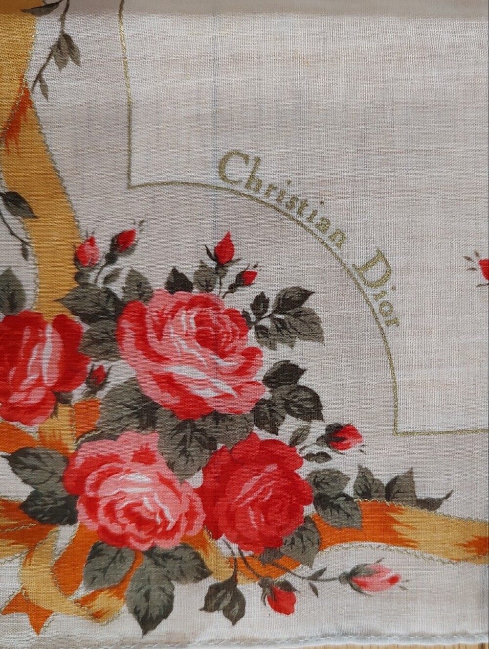 Dior floral small scarf NWOT Japan exclusive - Picture 4 of 5
